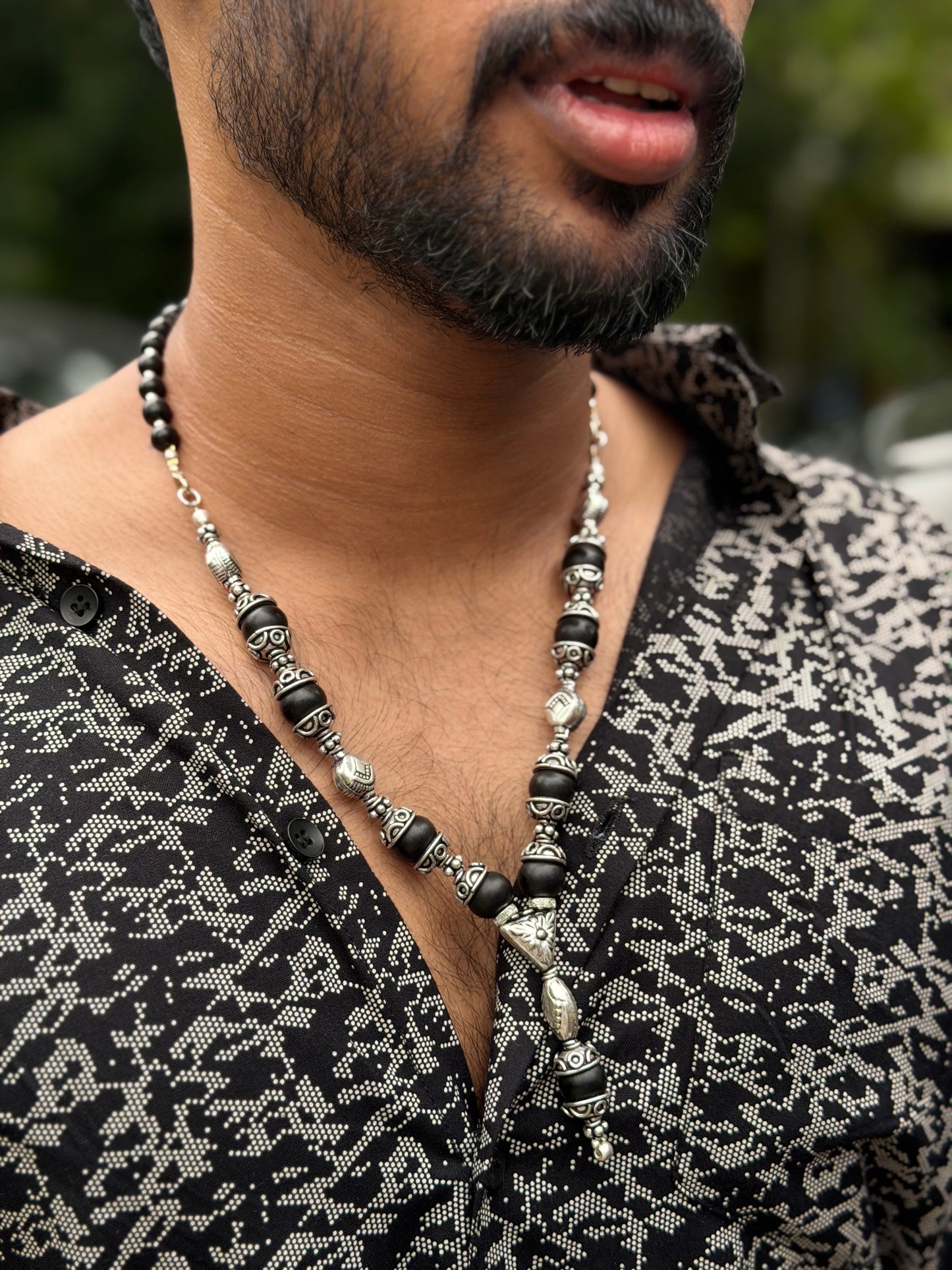 Black Karungali Bead Pendant Necklace
