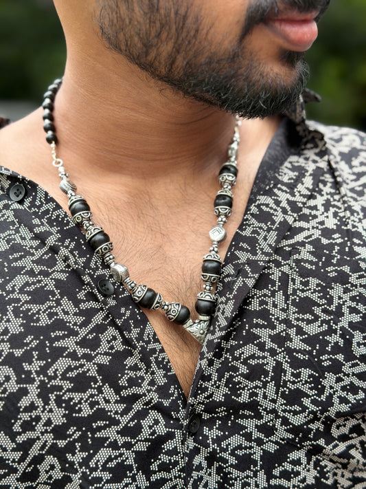 Black Karungali Bead Pendant Necklace