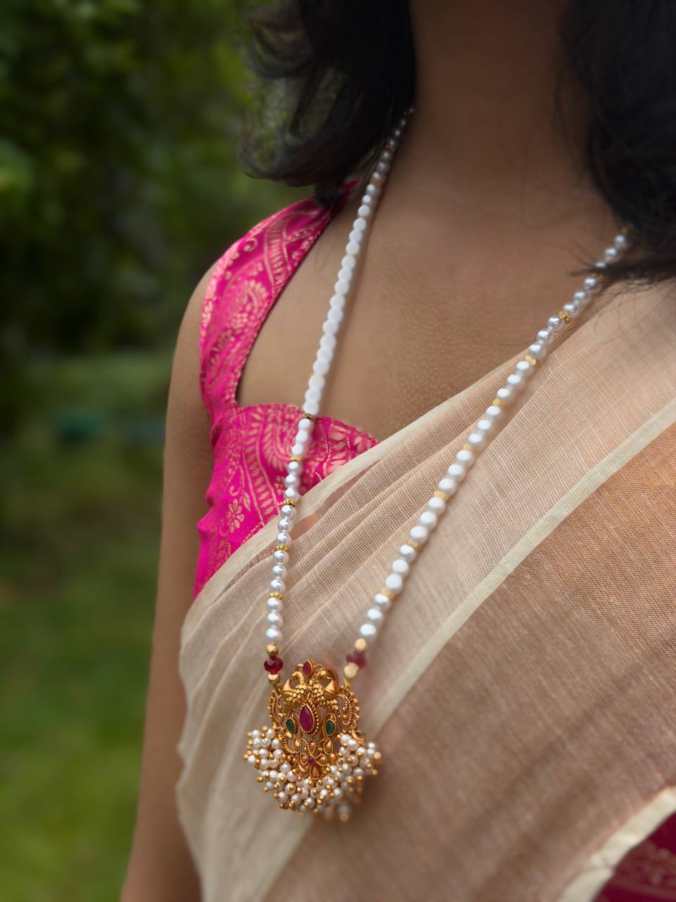 Pearl Necklace with Gold Pendant